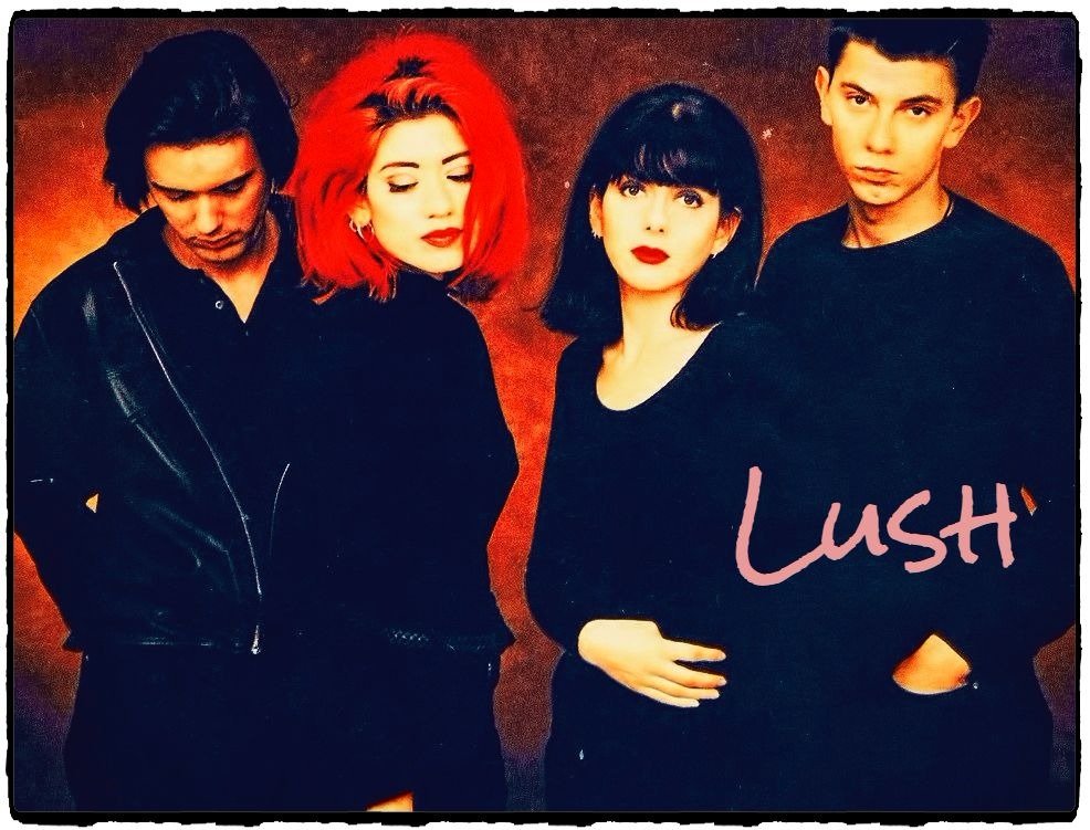Lush es una de las primeras bandas exponentes del Shoegaze de Inglaterra.